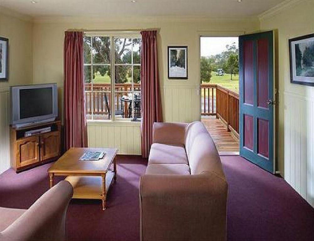 Country Club Villas Лонсестон Номер фото